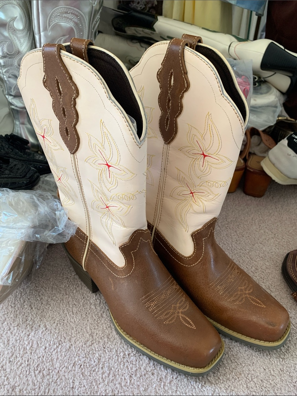 NWOT Justin Real Leather Western Boots